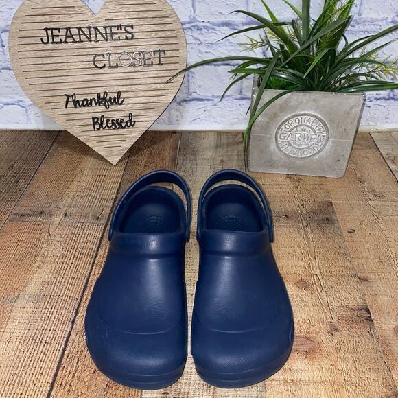 CROCS NAVY CLOG CLOSED TOE - Picture 4 of 11